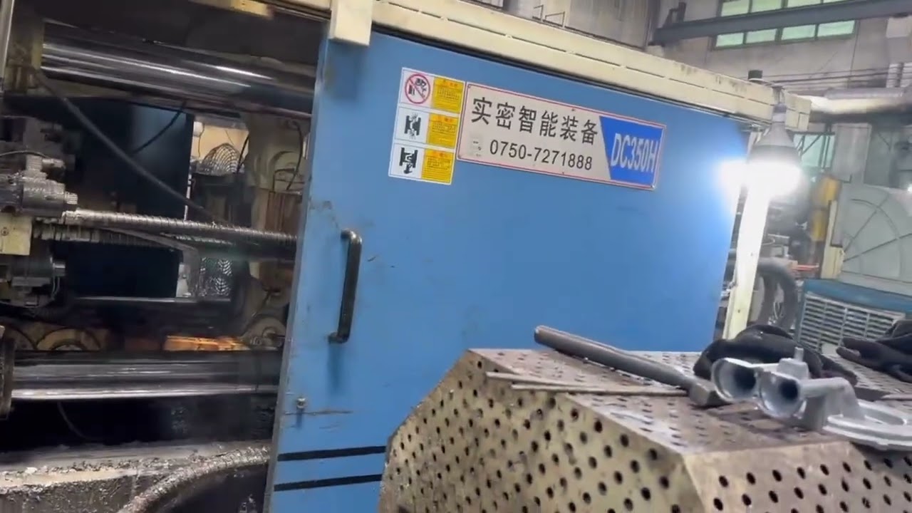 Shimi DC350 Cold Chamber Die Casting Furnace head of gas appliance produced by the factory.