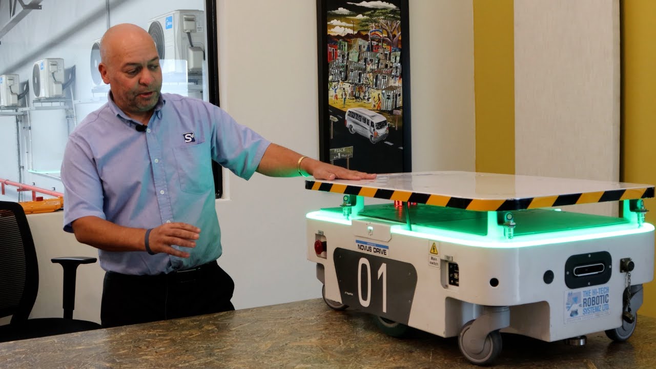 Mobile Robots Explained | AGVs & AMRs