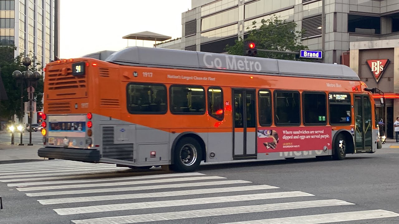 LA Metro New Flyer XN40 6087,5628, NABI 45C LFW 8253, ENC Axess BRT 1670,1917,2018,1621,1696