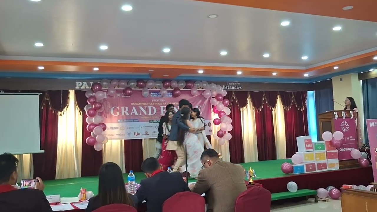 Ghamailo ramailo koshi tirai ma❤️…dancing video✨#fypp #forestrystudents #hultprizeatiofhtd 