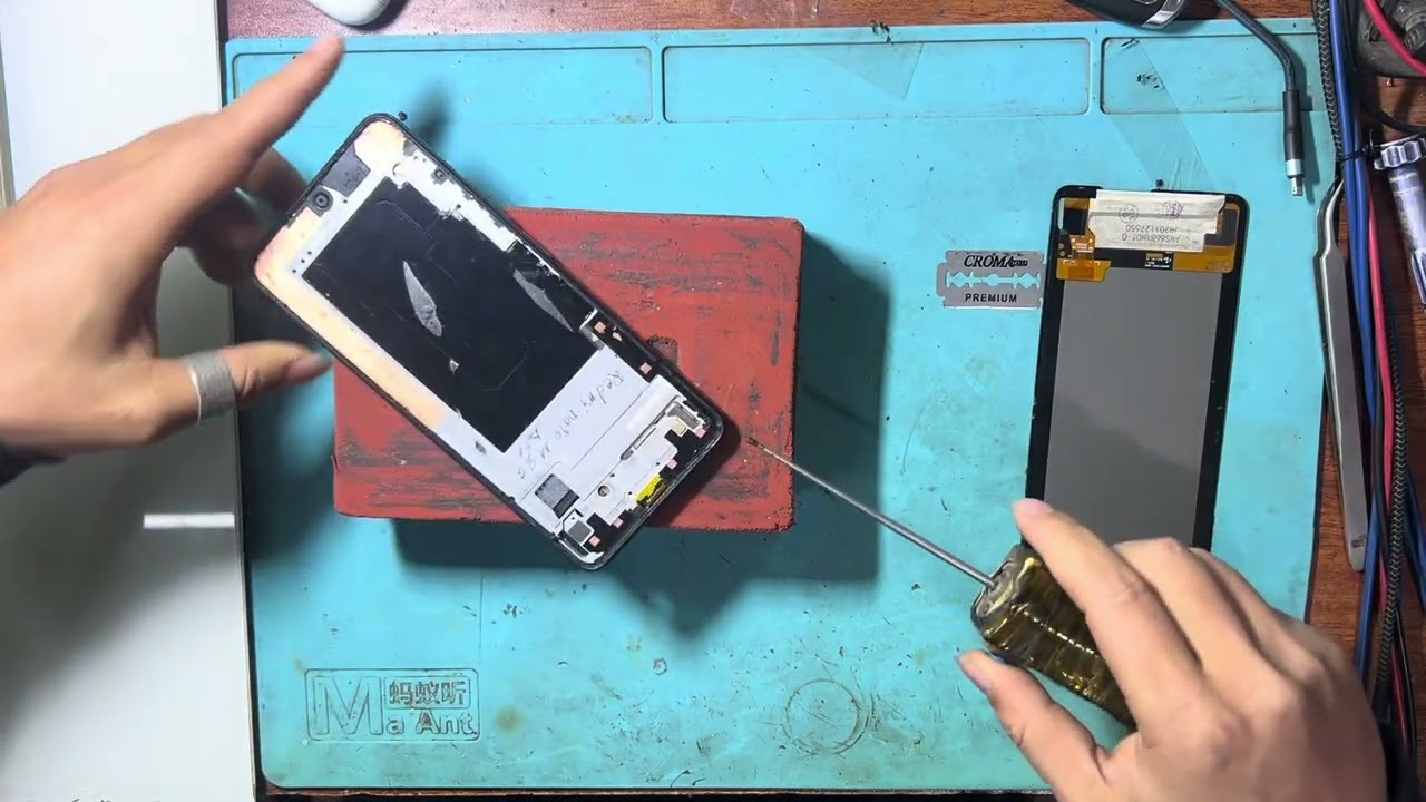 Xử lý điện thoại Redmi Note 11 Pro Vỡ Kính / Tháo máy / Ép Kính