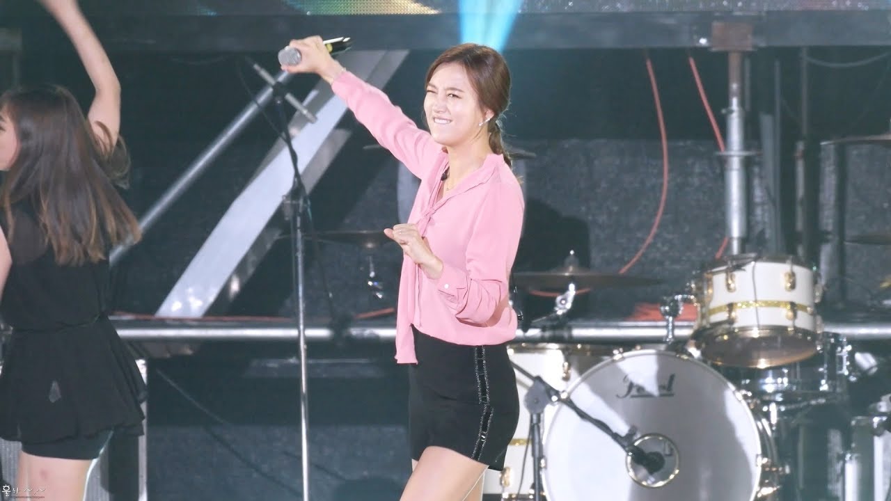 [4K]170815 장윤정(Jang Yoon Jeong) 창원 광복경축음악회 꽃+당신편+초혼+사랑아 전체 직캠(Full Version Fancam)
