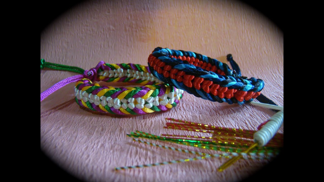 Kumimari 32: Flat Kumihimo Bracelet: Colorful Lines