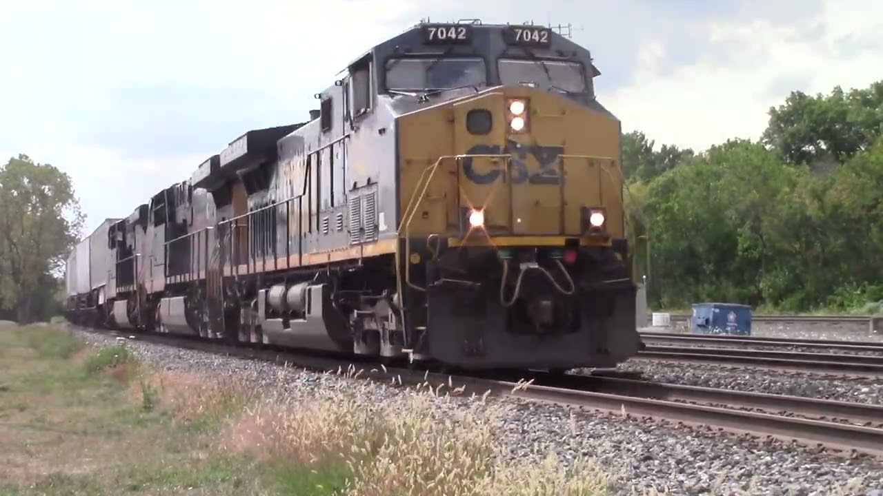 9/21/25 NS/CSX train at Berea OH!
