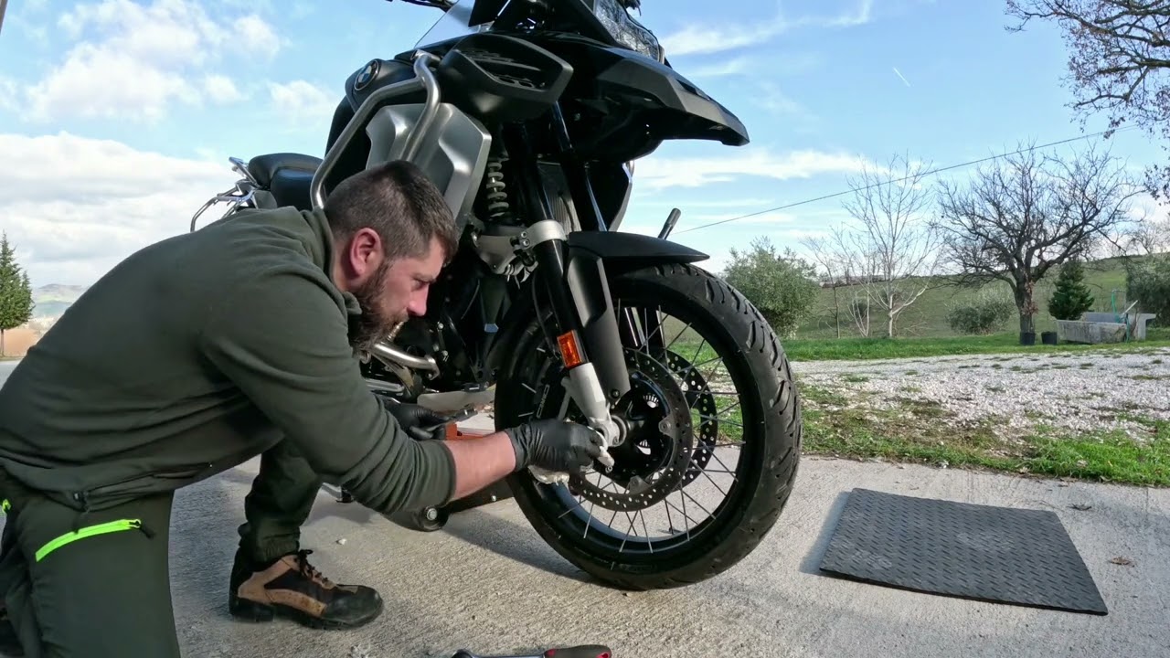 1° CAMBIO GOMME BMW GS 1250 TRIPLE BLACK ADVENTURE
