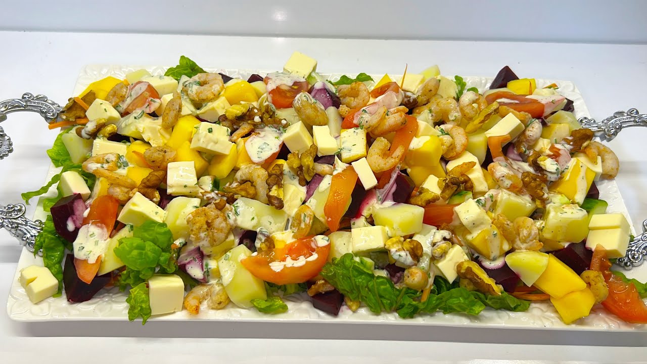 سلطة منوعة منعشة غنية لذيذة مع صلصة مرافقة بنينة بزااااف 🤩salade exotique