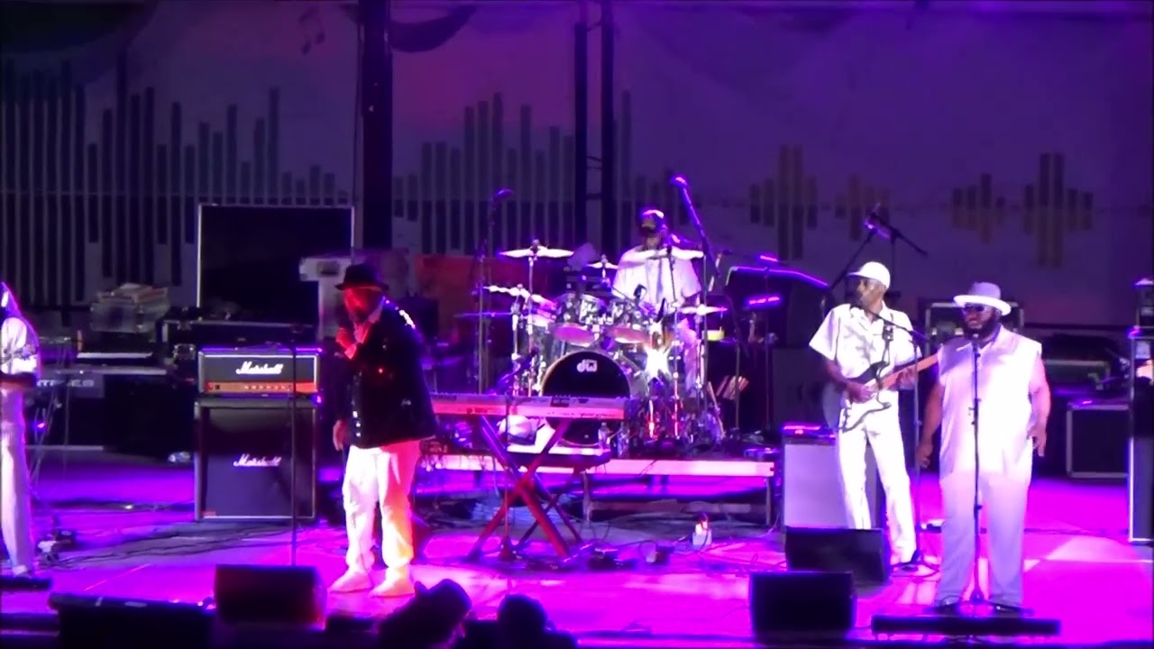 LAKESIDE - I WANNA HOLD YOUR HAND - LIVE