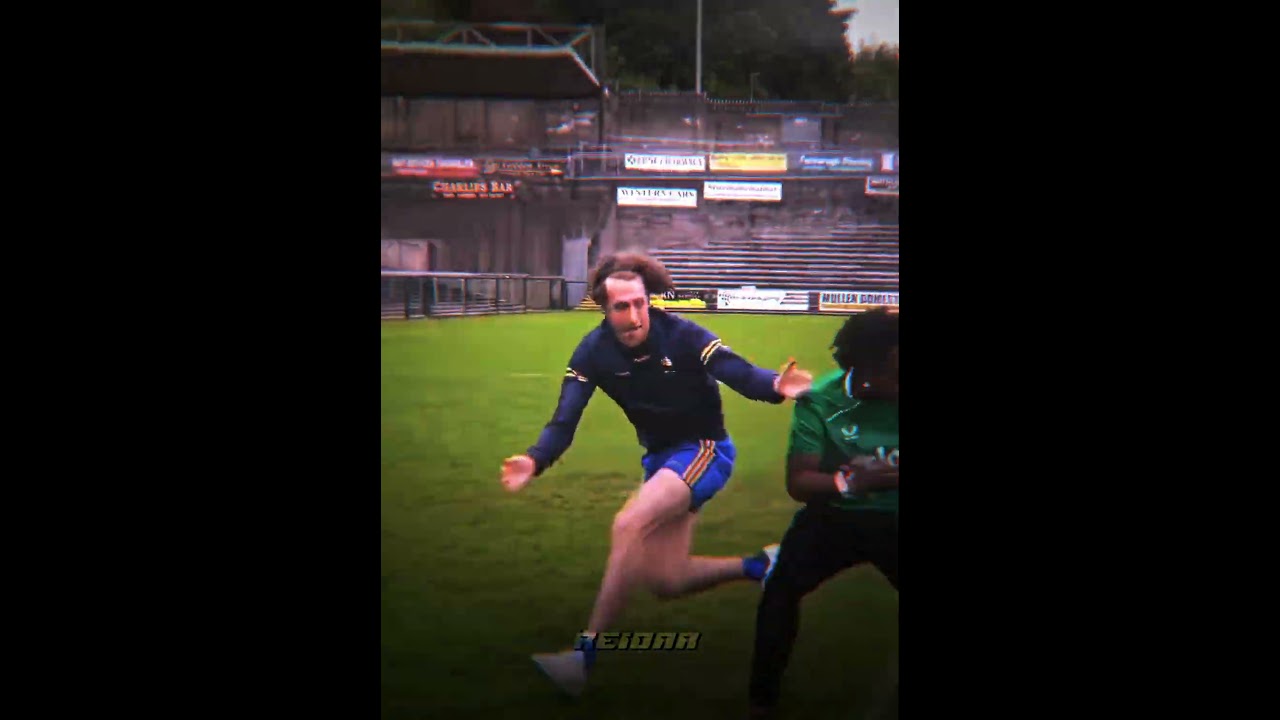 IShowSpeed 1v1 Gaelic football PRO💀⚡️ #gaelicfootball