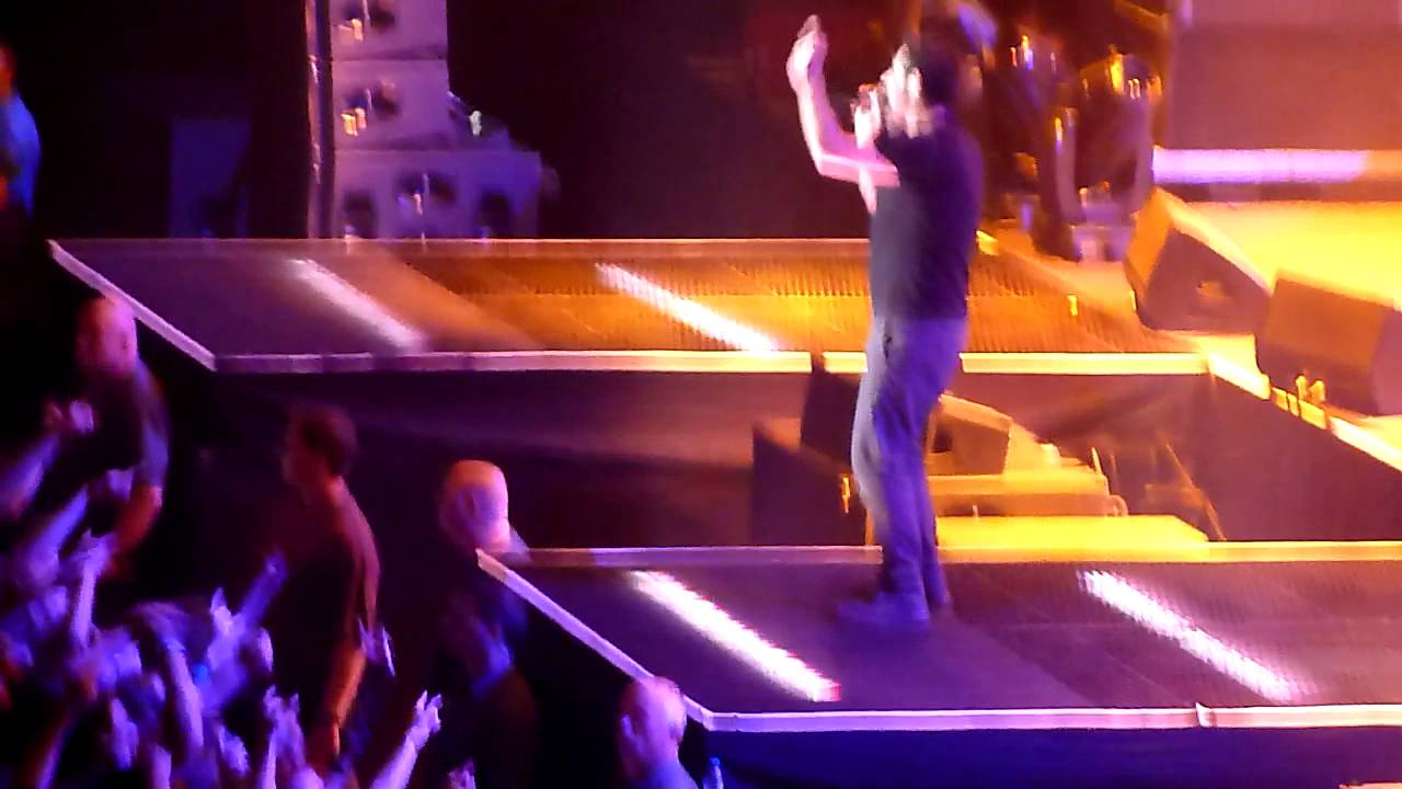 System Of A Down - Needles (HD) (Live @ Ziggo Dome, Amsterdam, 21-08-2013)