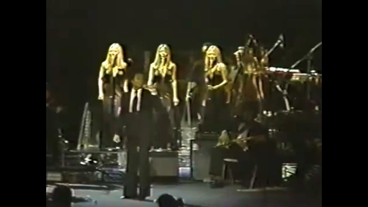 Julio Iglesias y Las Trillizas de Oro en Madison Square Garden USA/NY 1979
