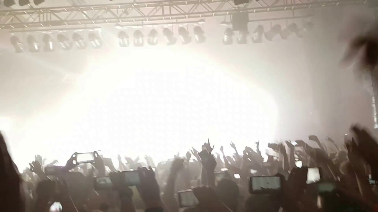 DAT ADAM - Hydra 3D (live)