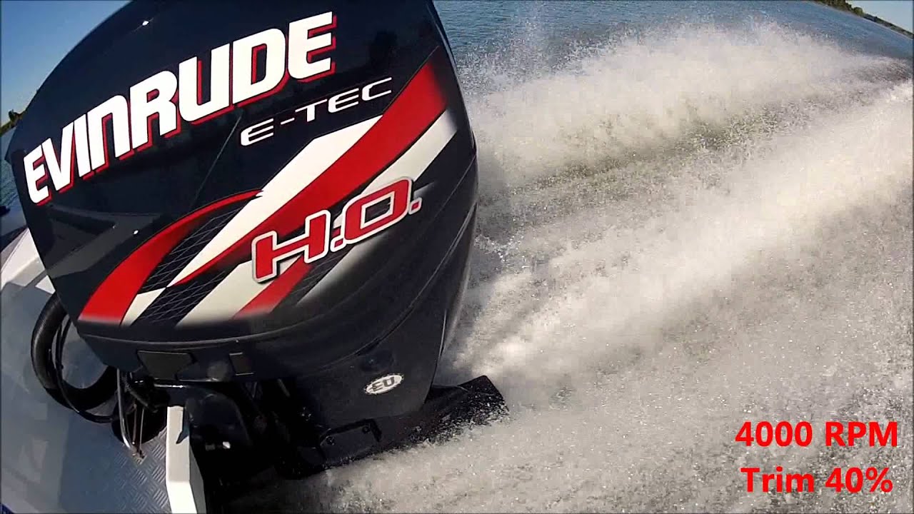 Evinrude E-Tec 150 H.O. WOT