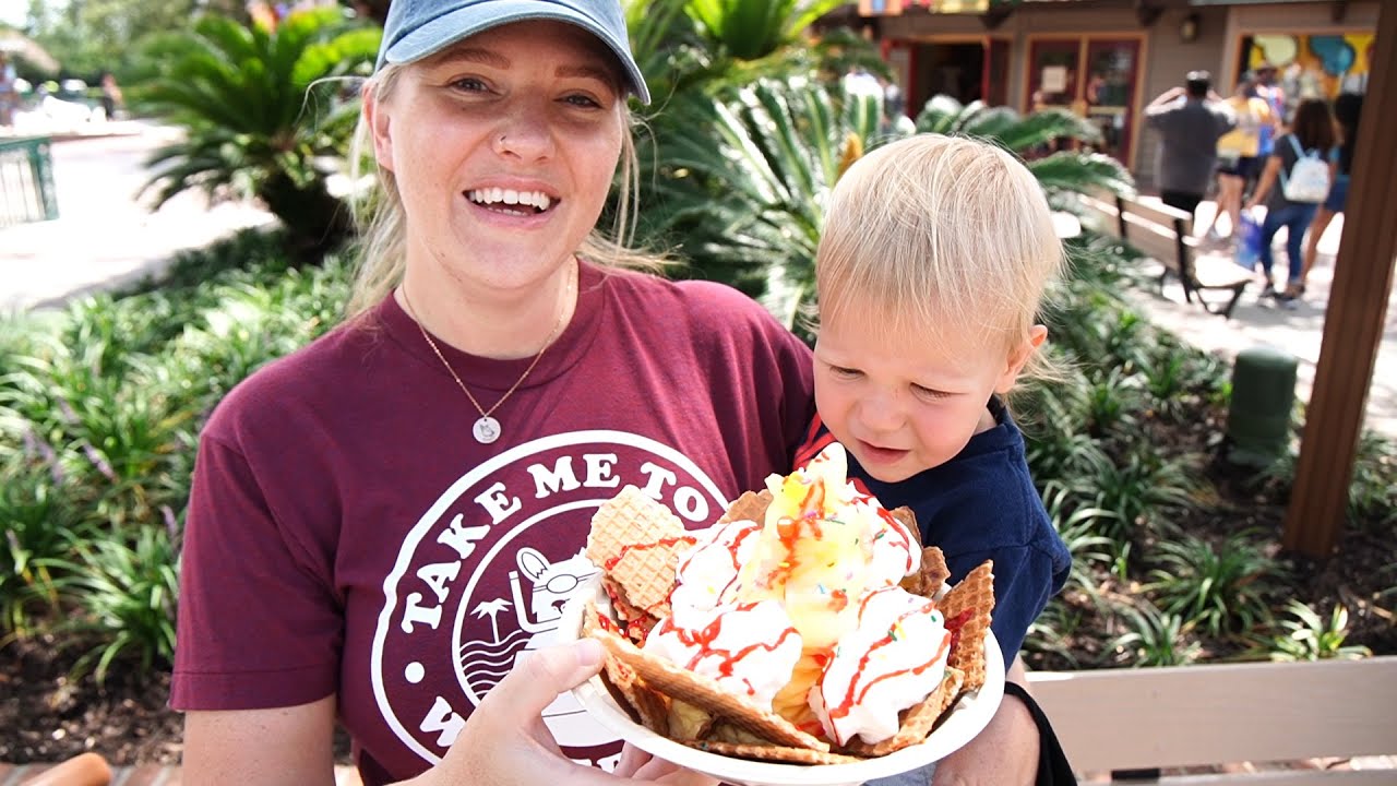 Disney World's New Mask Rules, Wine Bar George Brunch & Trying Dole Whip Nachos At Disney Springs!