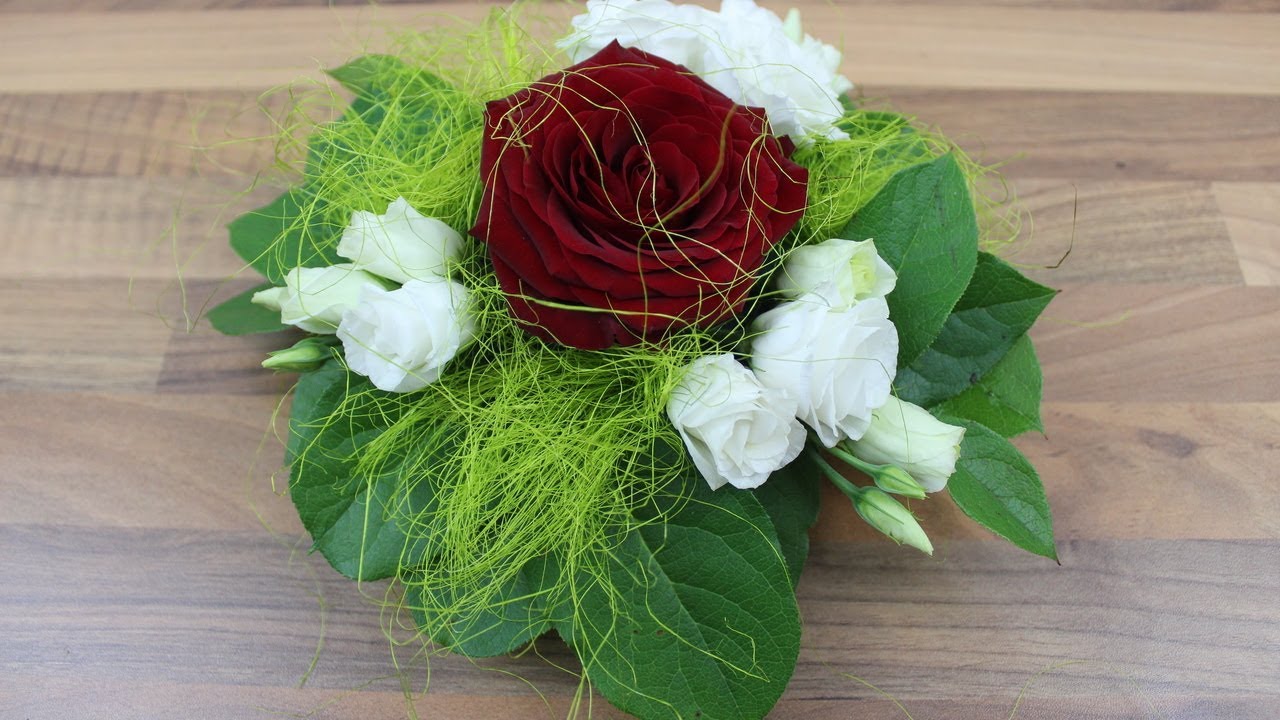 Blumengesteck für eine schöne Tischdekoration ❁ Floristik Anleitung ❁ Deko Ideen mit Flora-Shop