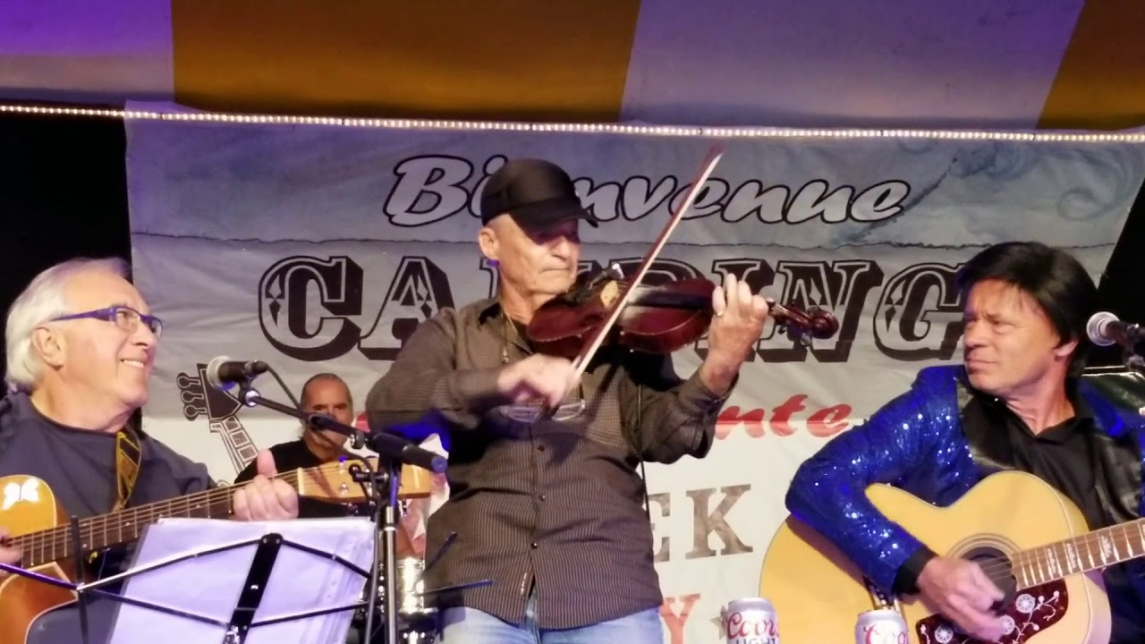 Le violoniste André Proulx au Camping La Détente en 2019 