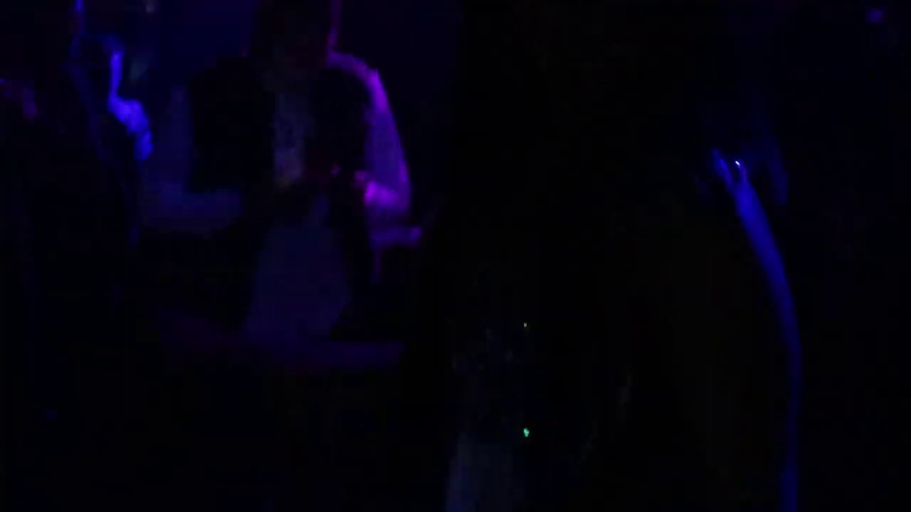 Dans frumos doua Animatoare - Live Music (Disco Piri)