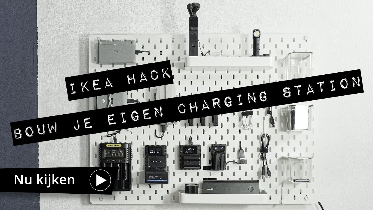 Bouw je eigen  'charging station'  voor al je apparatuur met het IKEA Skådis ophangbord.  FOTOGRAFIE
