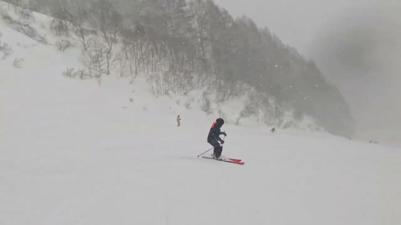 スキー 2026 01 31ホワイトワールド尾瀬岩鞍スキー場 02 国体女子コース（沢）