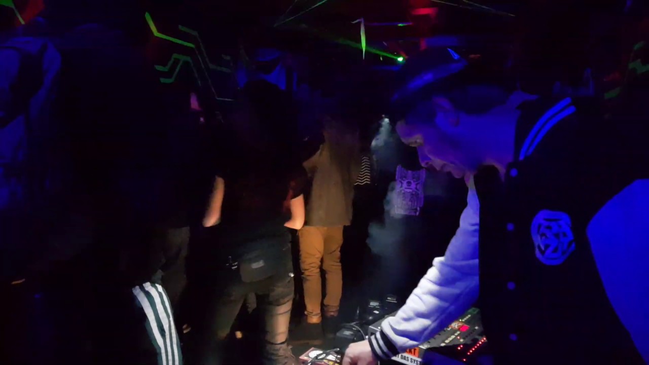 Format C:\ Live machines @ Autonoma X-Ass Rave 2019 Part01
