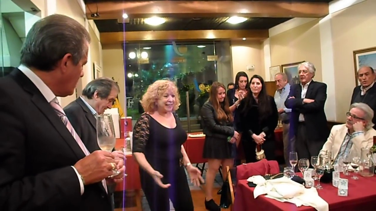 El cardenal Que suerte!  Violeta Rivas