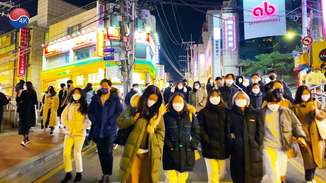 GANGNAM First Friday Night Walk in 2022, Club Hot Spot Night Scenery, 4K Seoul Korea.