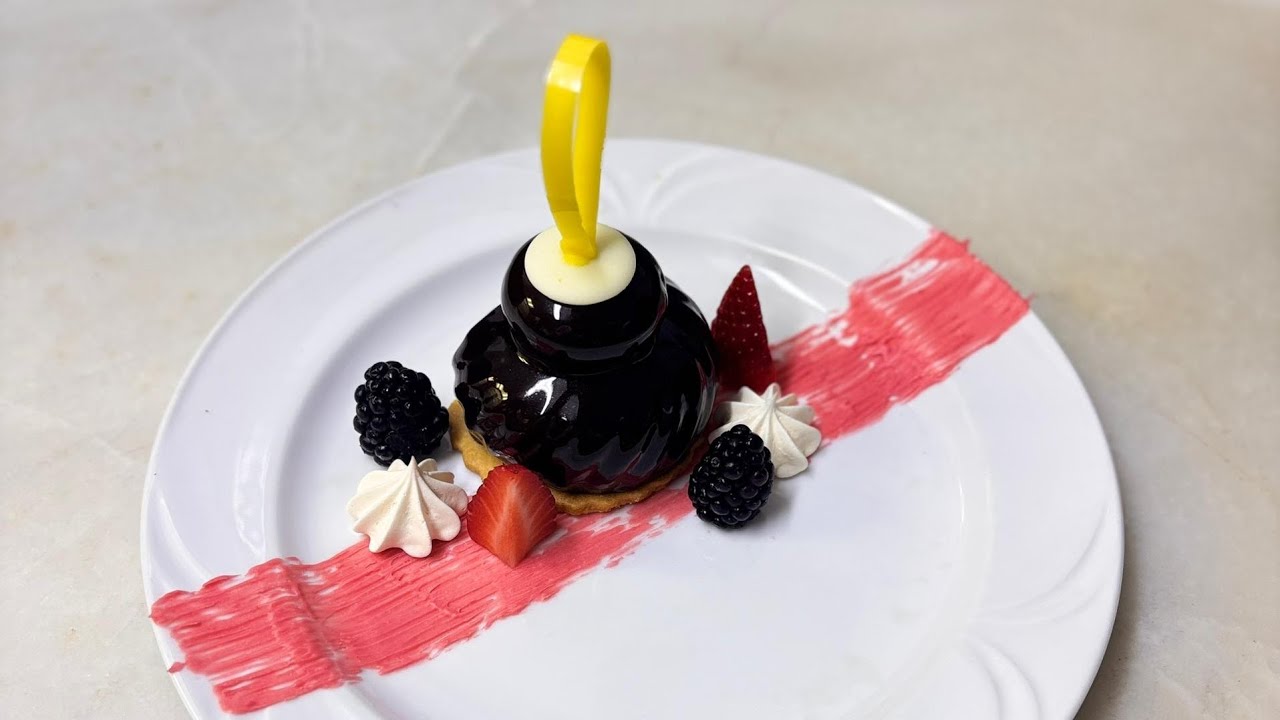 HTP278- CHOCOLATE MOUSSE NOIR CAKE