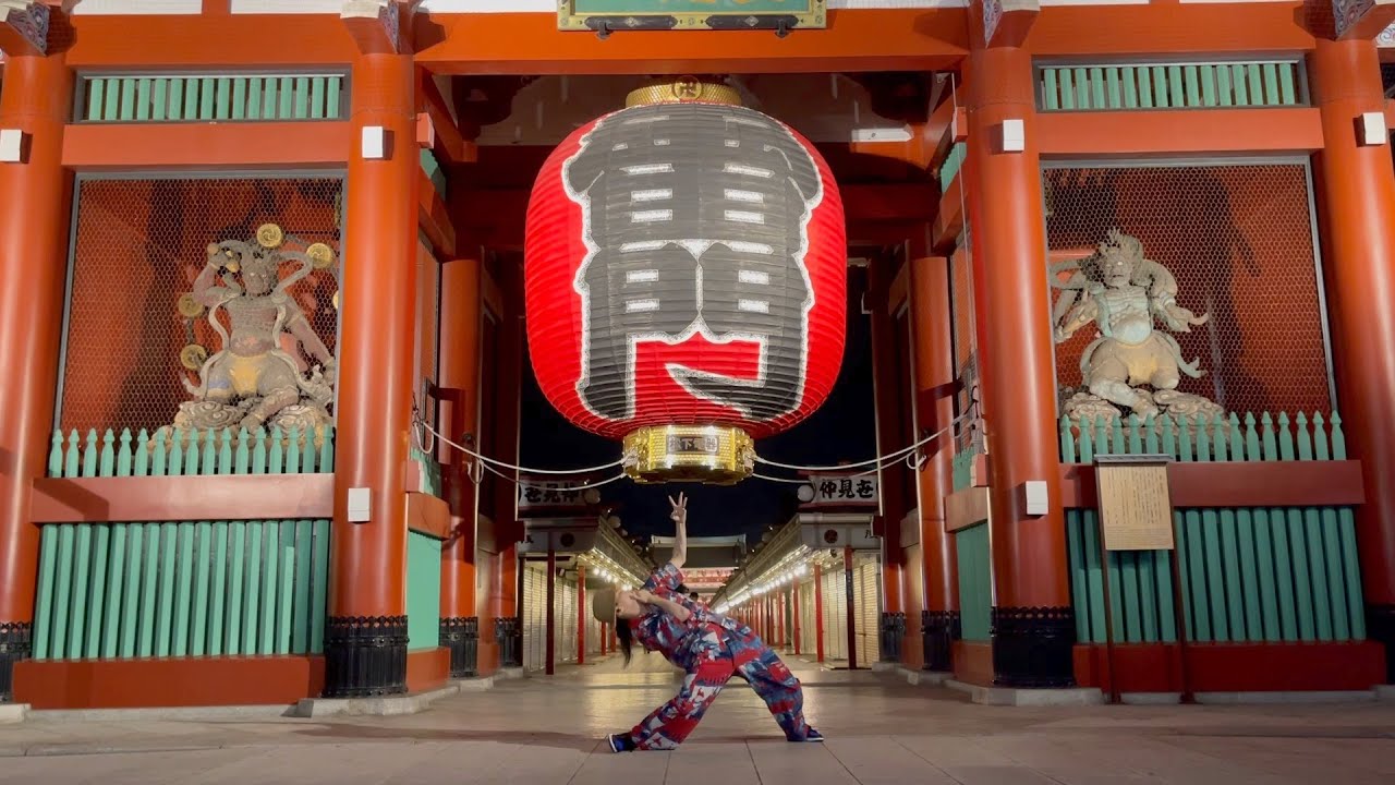 【雷門の前で踊ってみた】ムーンウォーク Kazuho Monster
