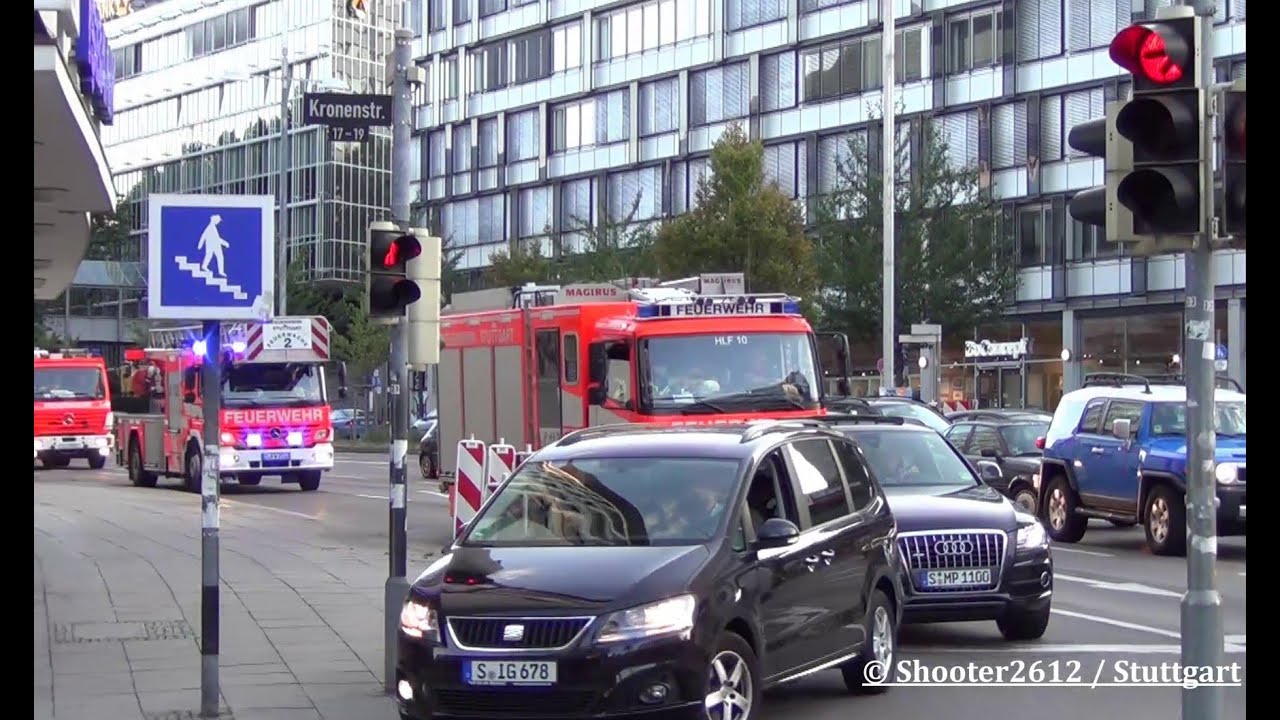 LZ FW 2, Audifahrer hupt Seatfahrer an, weil dieser nicht reagiert und nur zögerlich ums Eck fährt