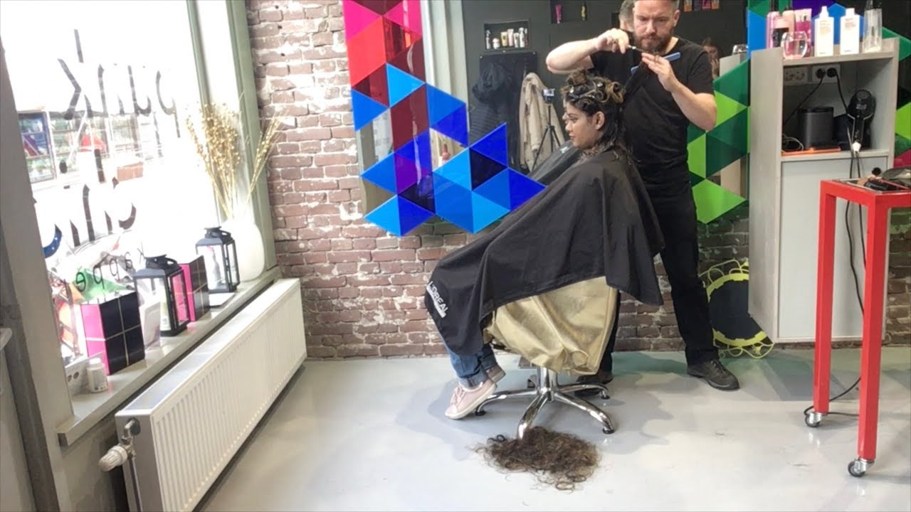 A haircut with disconnected triangular layering