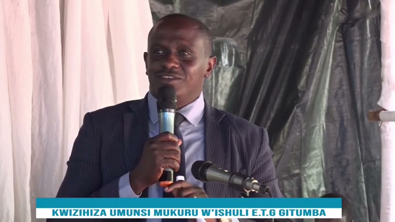 UMUYOBOZI W