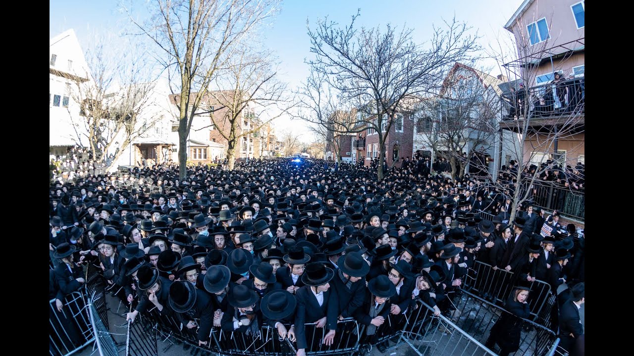 Levaya Of Karlsburger Rav Rebbi Yechezkel Roth ZT