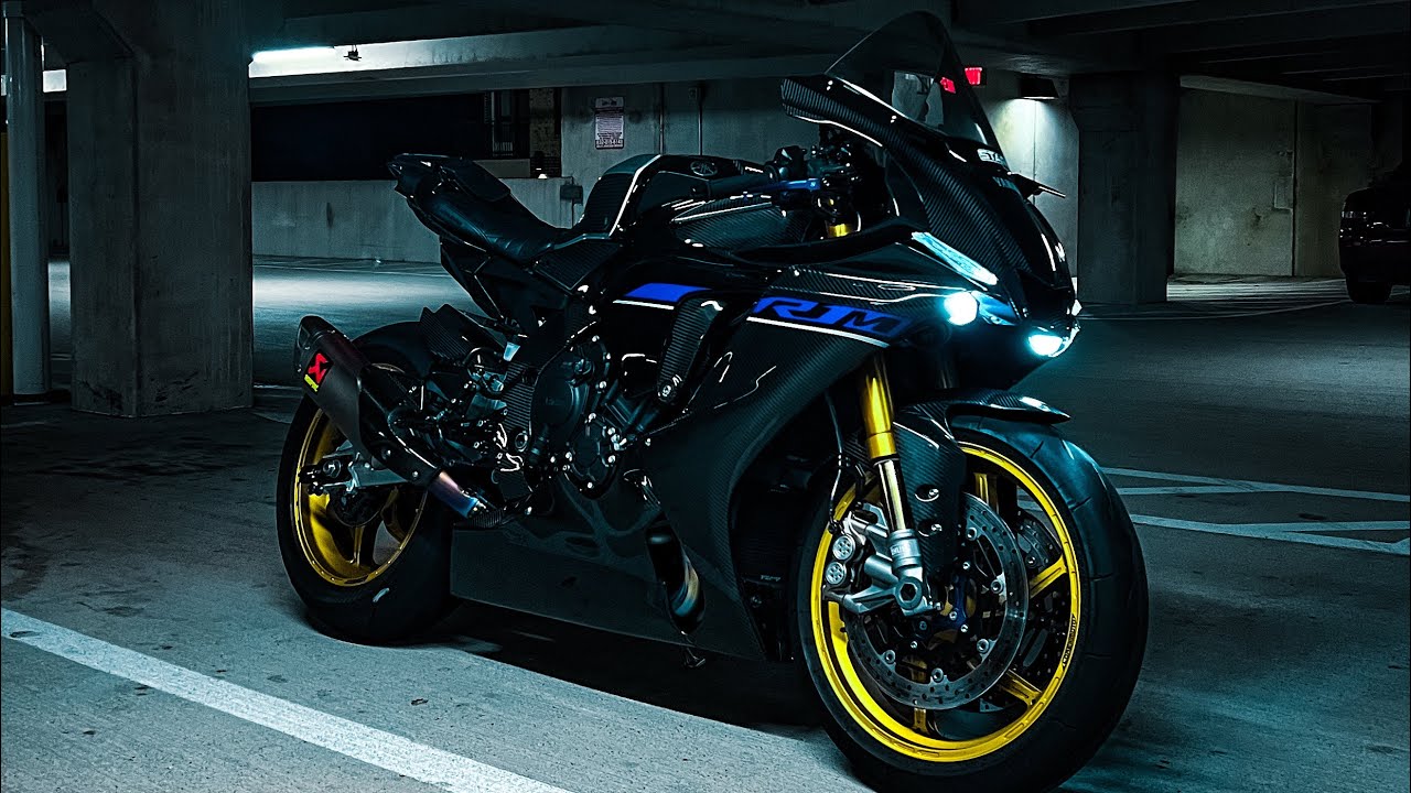 POV: 11PM RIDING A $35,000 2024 YAMAHA R1M | RAW EXHAUST