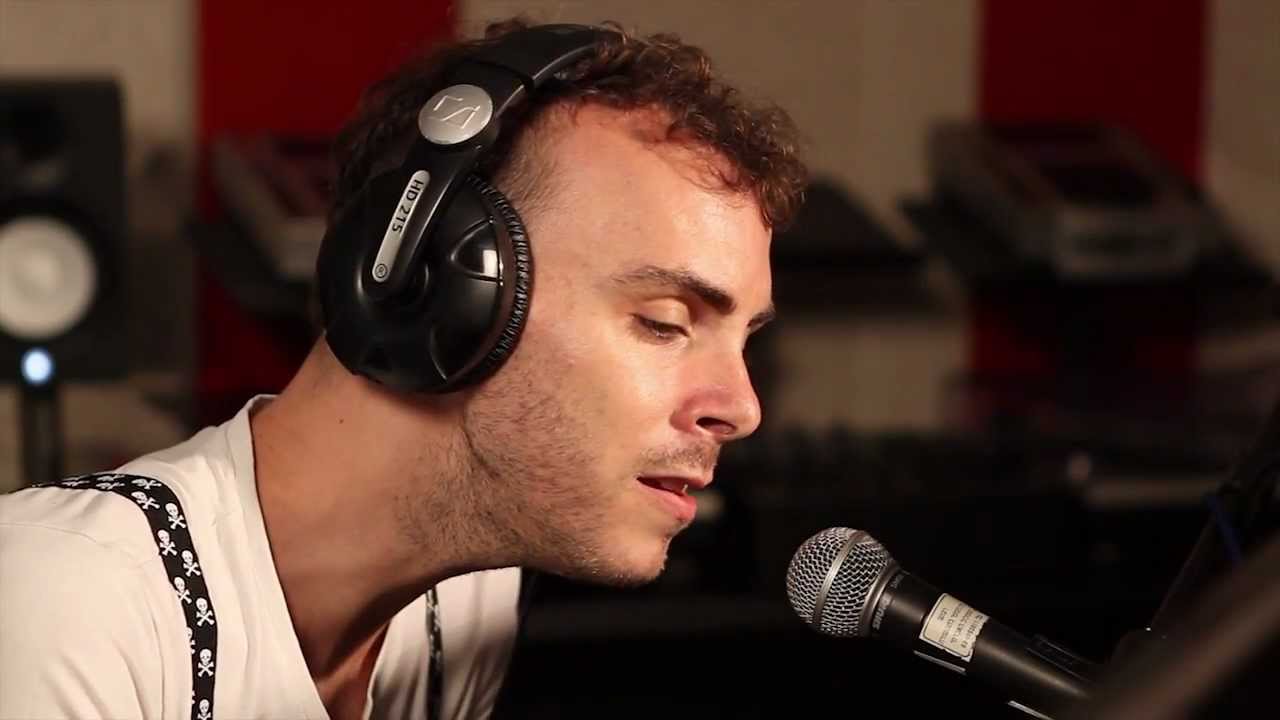Asaf Avidan: Twisted olive branch - Live @ 106fm Kol Hacampus 106fm