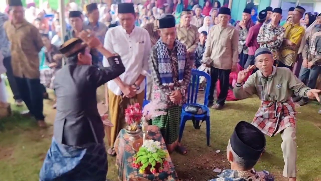 Mecak di Desa Talang Rendah 