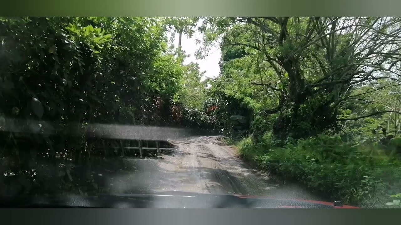 MIRAGE GOES OFF ROAD | MITSUBISHI MIRAGE ON MUDDY ROAD