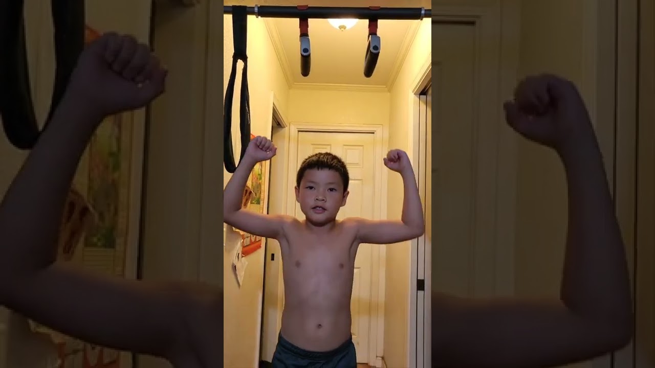 JakeyBoy 6 year old doing pullups #activekids #kidsworkouts #physical #strongkids #muscles #youth