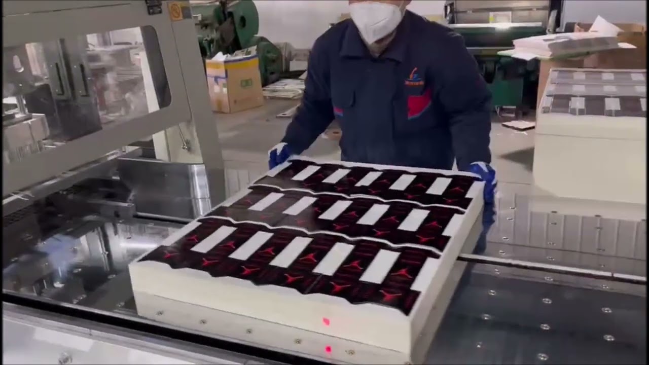 auto easy blanking for wave-shape dedicated machine 自動波型カストリ専用機