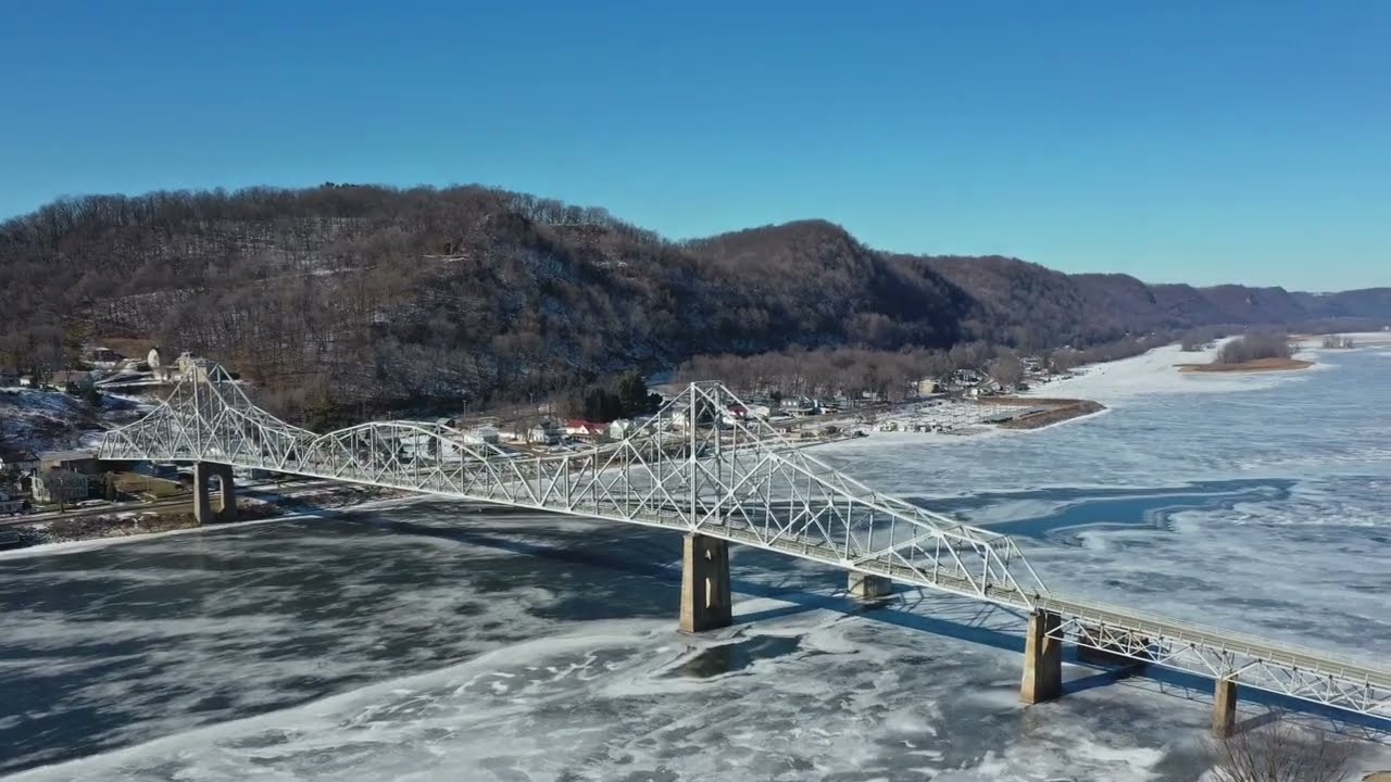 Black Hawk Bridge