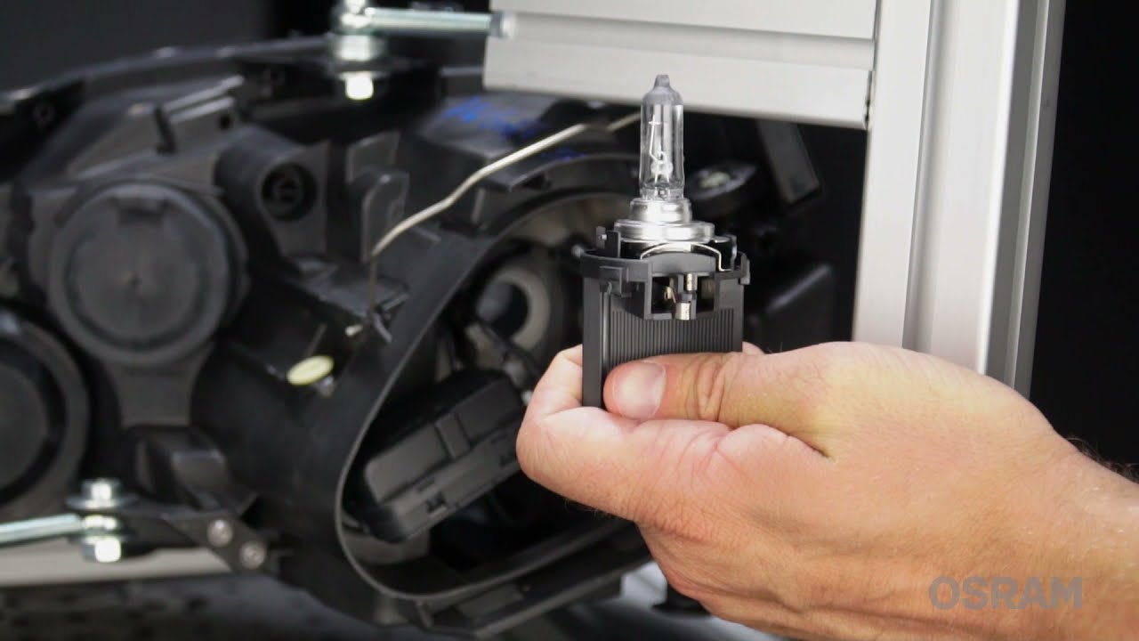 Die erste legale LED-Nachr&uuml;stlampe: NIGHT BREAKER LED H7! Einbauvideo f&uuml;r den Golf 7
