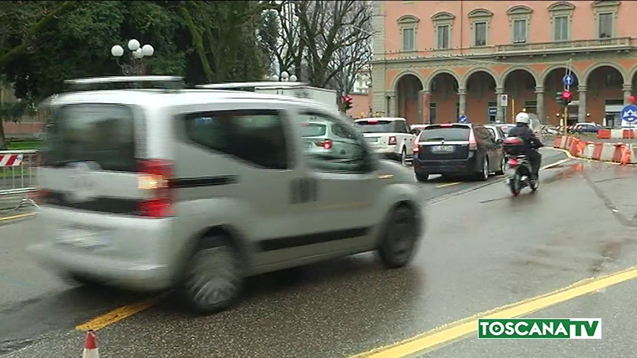 2021-02-01 FIRENZE - TRAFFICO IN TILT PER LAVORI NUOVA TRAMVIA