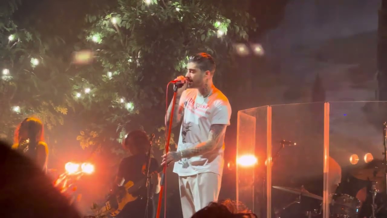 Zayn - “Last Request (Cover)” live Los Angeles 2025