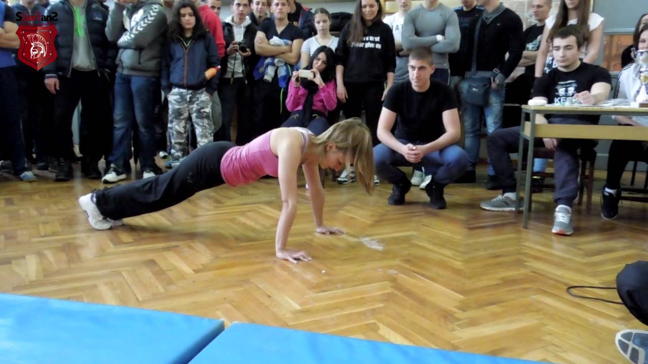 Jelena Mladenovic 100 Push Ups (Takmicenje u Cacku) 2014