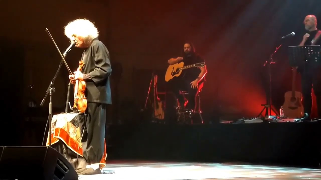 Ballo in fa diesis minore | Angelo Branduardi live Milano 2022