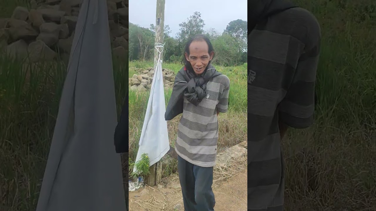 Pemandangan Jalan Irigasi RT 50 Rawa Makmur Dan RT 01 Handil Bakti. 