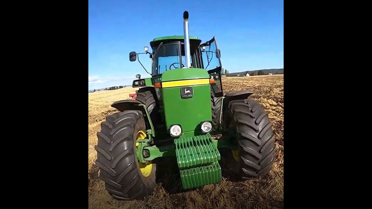 John Deer 4240S, harrow / harving med Vibro Flex 4300 Kongskilde