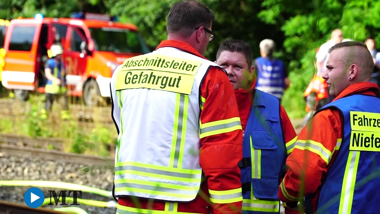 Zug brennt bei Maulbronn West