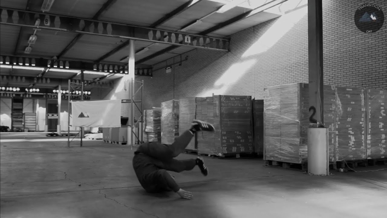 Systema ground acrobatics: Roll forward