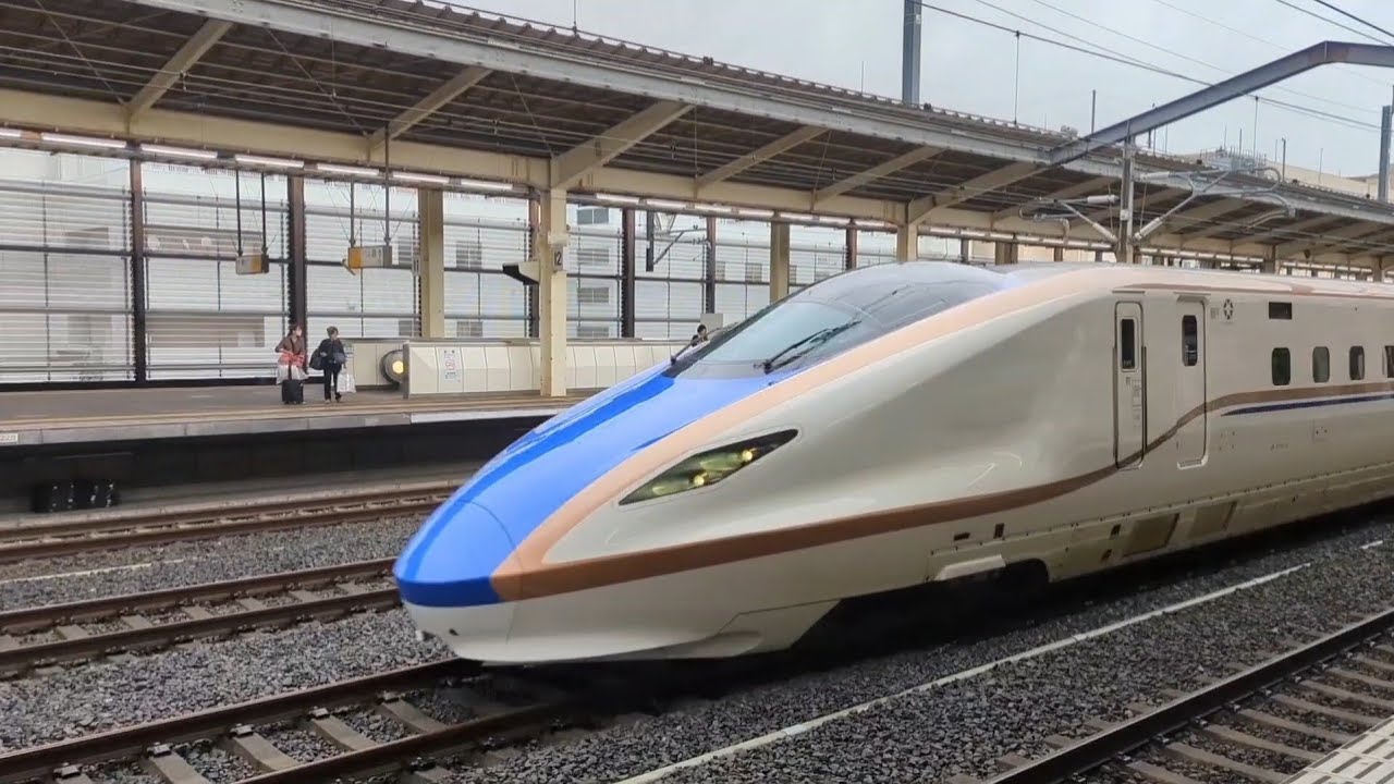 [side view]Tokyo → Niigata. Ride the fastest Shinkansen that only stops at one station