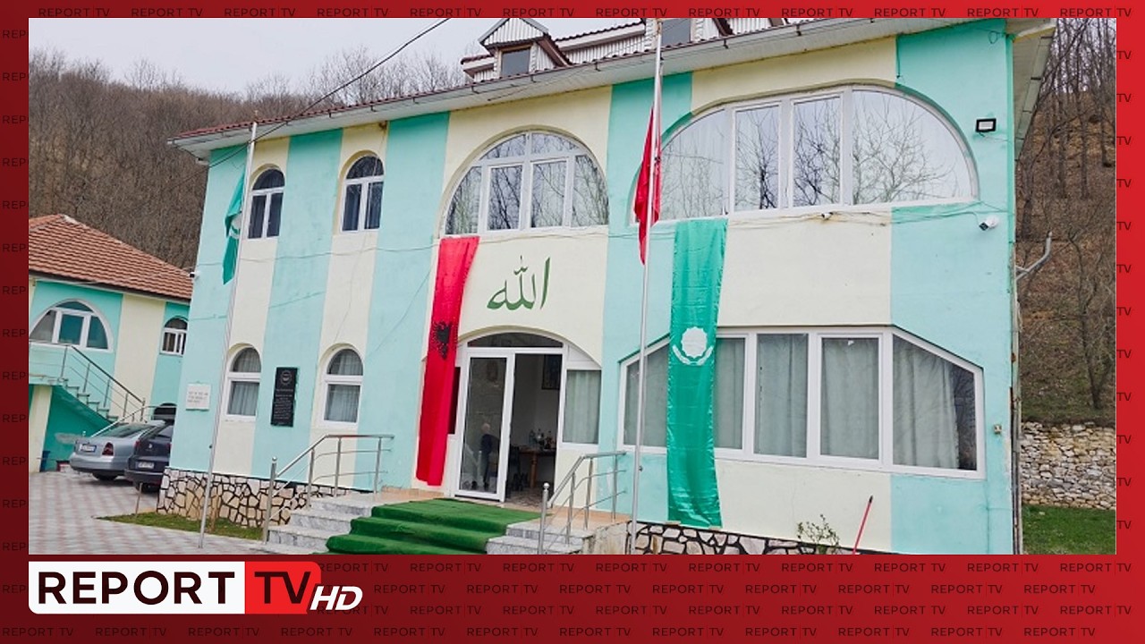 Sulltan Nevruzi n&euml; teqen&euml; e Bllac&euml;s n&euml; Dib&euml;r kremtohet me ritualet fetare