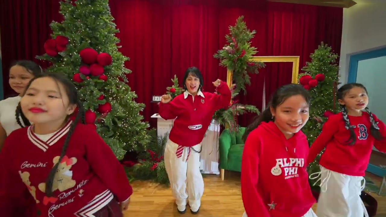 Last christmas dance (Afro). Dance cover by KaBeesTeam from Viet Nam ☃️🌲❄️